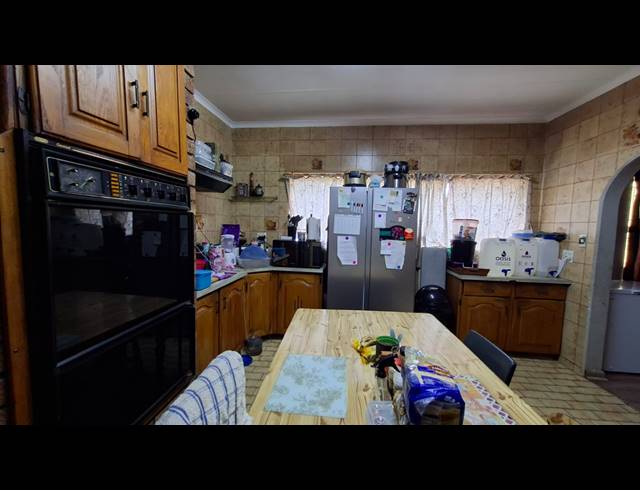 4 BEDROOM HOUSE FOR SALE IN DALVIEW